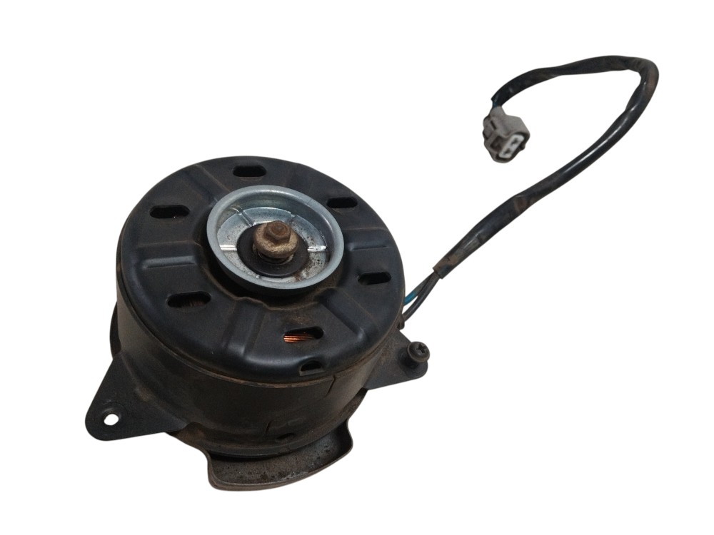 Motor Ventilador Resfriamento Radiador I/lexus Nx300h Luxury 2