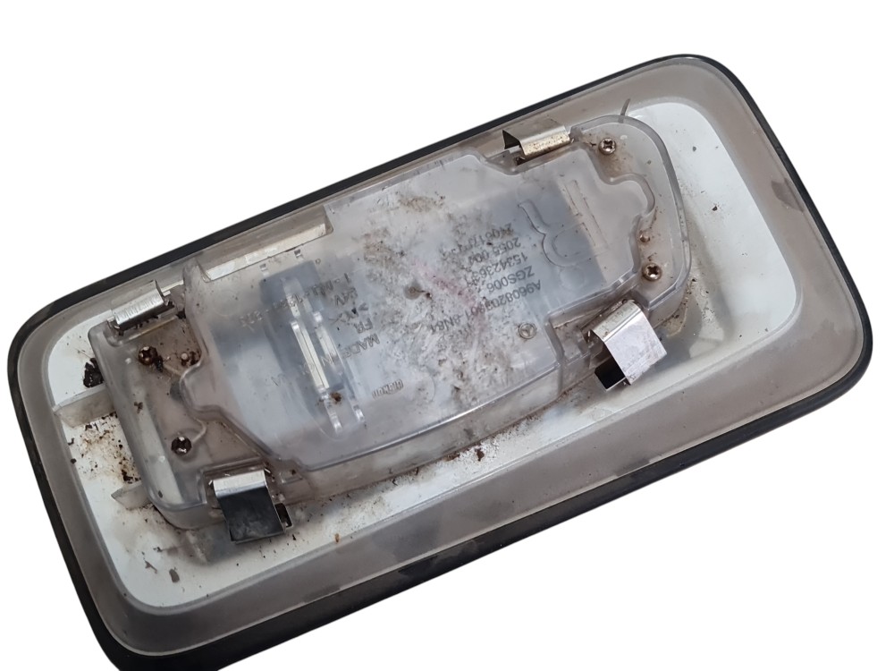 Luz teto cabine lado dinheiro Mercedes Actros 2651 2022 2