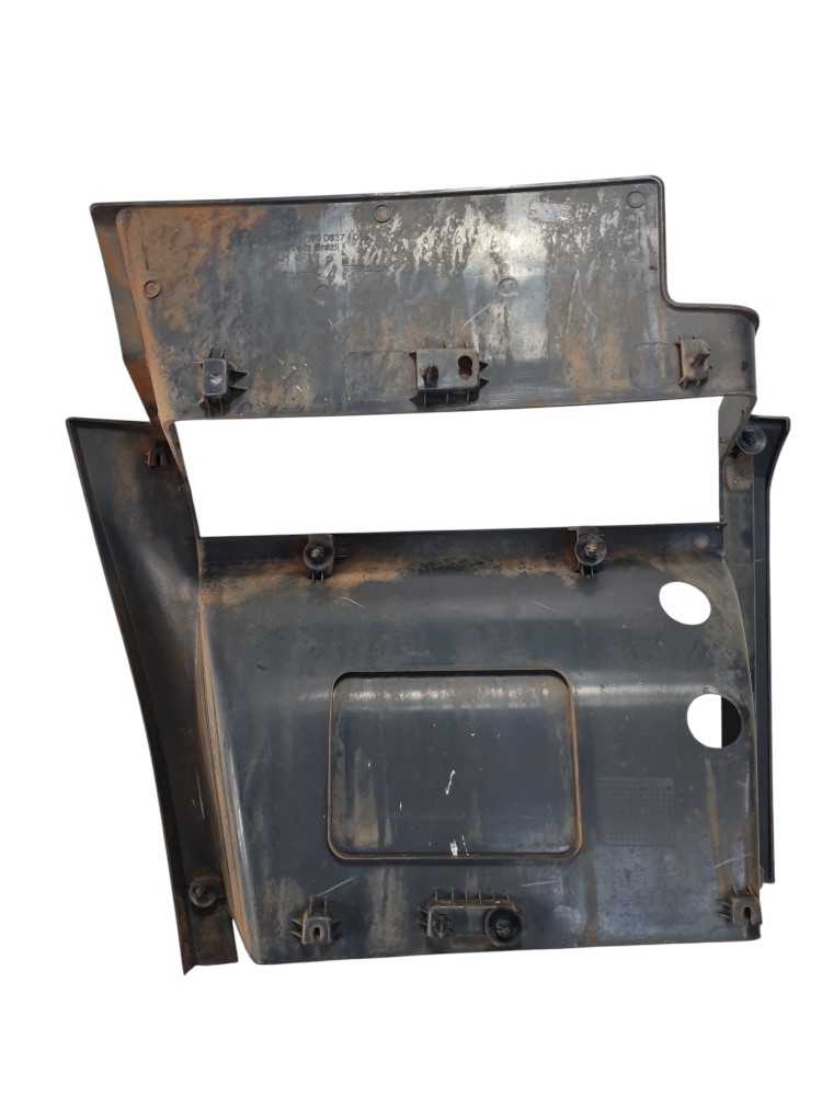 Estribo Esquerdo Mercedes Actros 2651 2022 A9606600637 6
