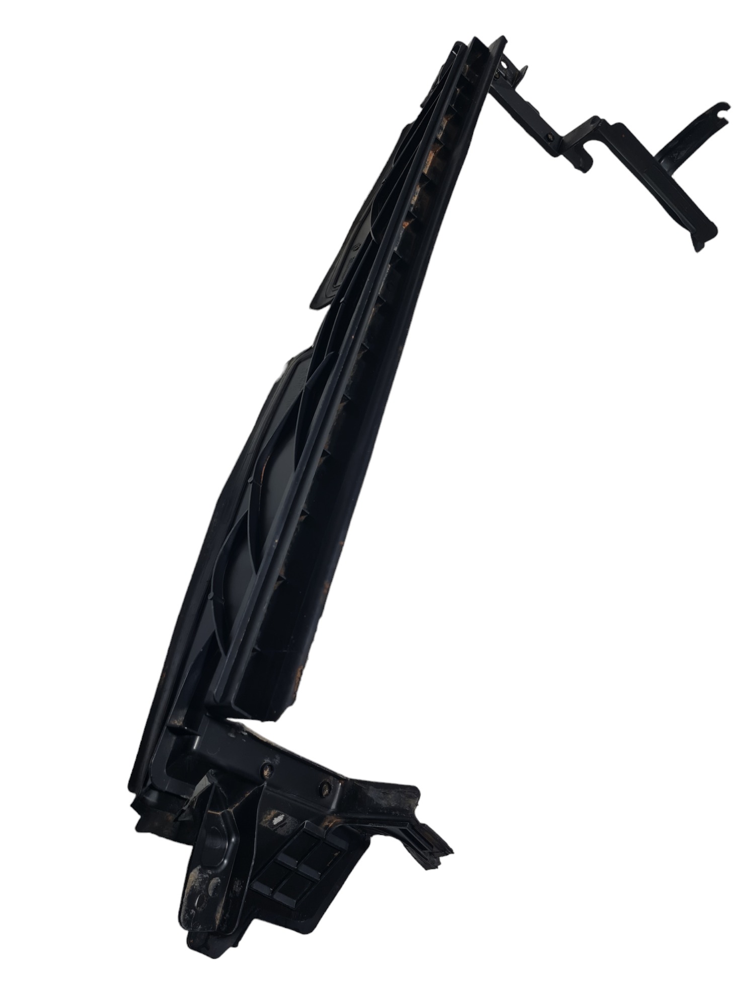Defletor Inferior Ar Radiador Chevrolet Tracker 2022 2
