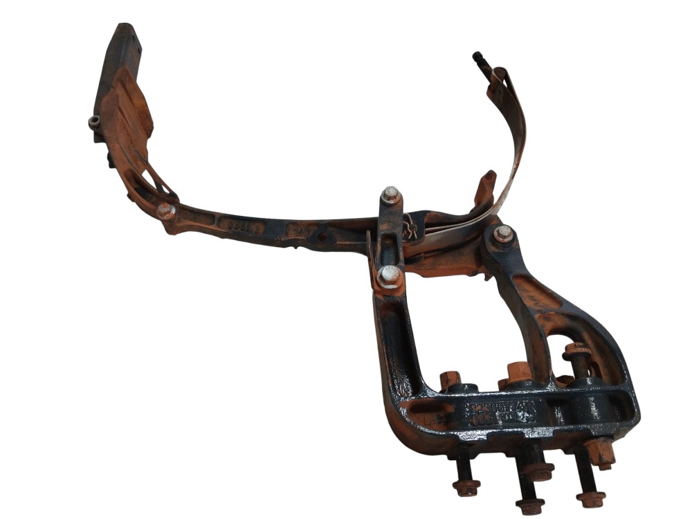 Suporte Esquerdo Catalizador Volvo Vm 330 2021 22272802 2