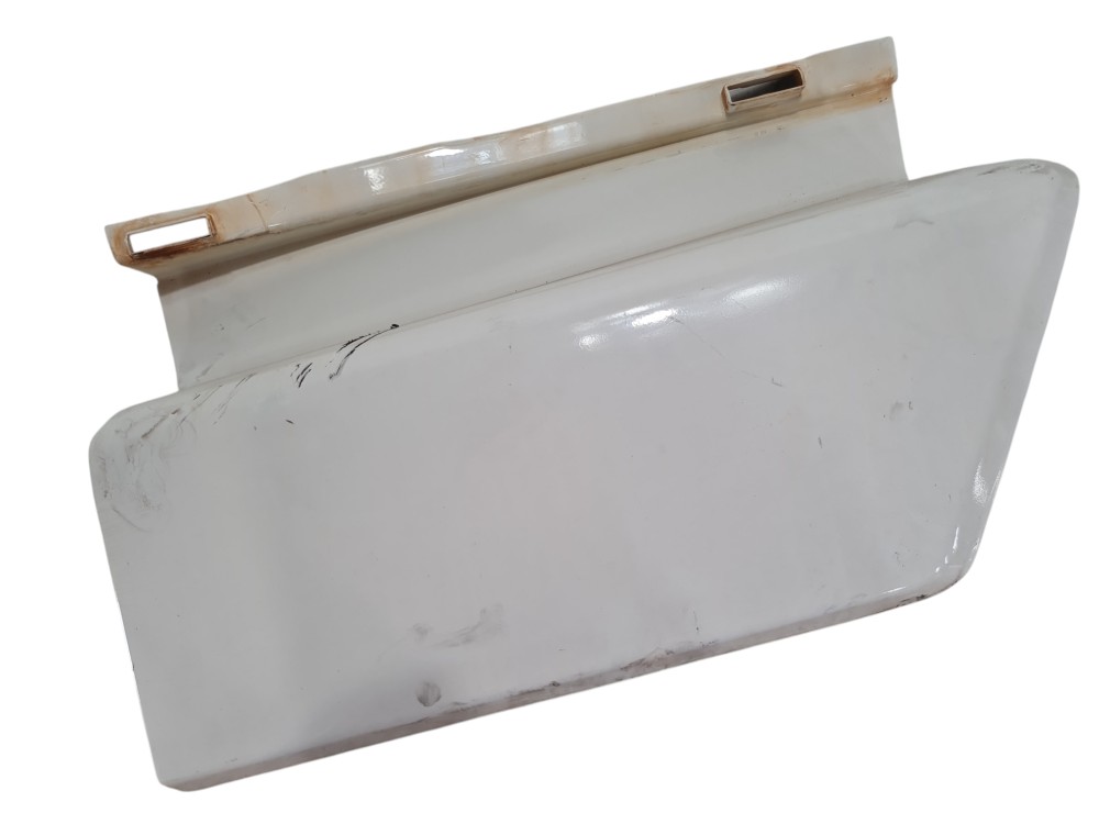 Extensão porta esquerda Volvo VM 330 2021 2022 ORIGINAL 3