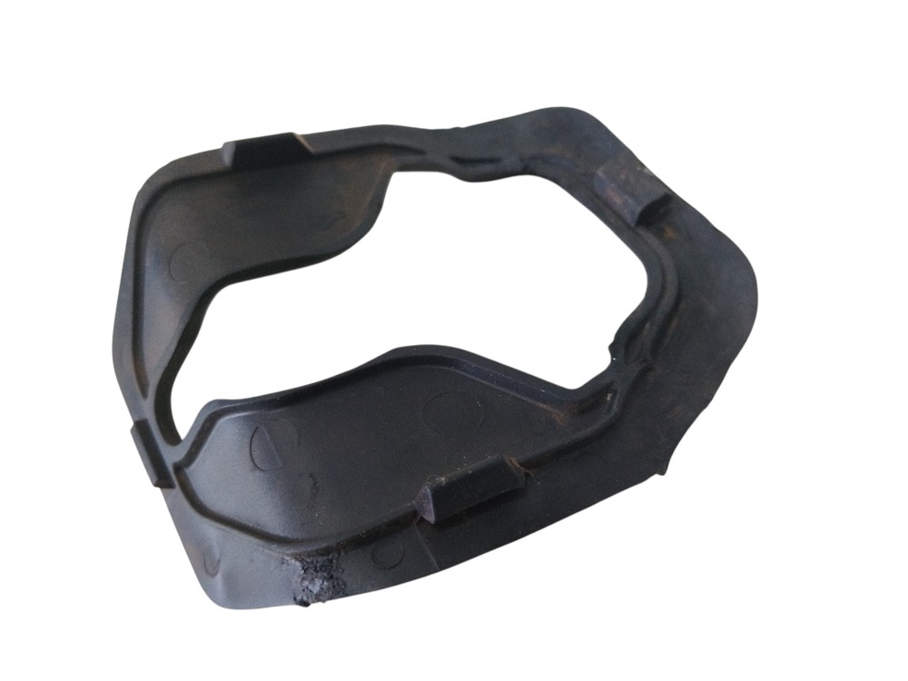 Chapa De Fixação Tampa Traseira Land Rover Discovery 4 2015 2