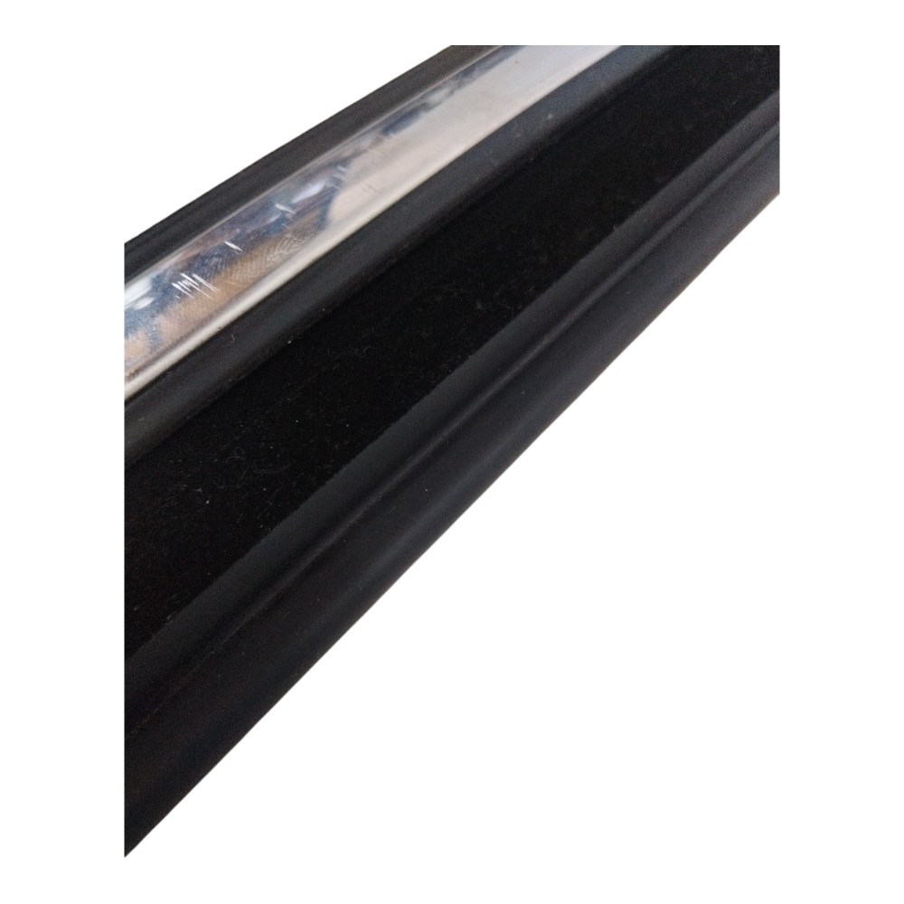 Borracha Vidro Tras Esq Compass T250 2023 53445432 Detalhes 4
