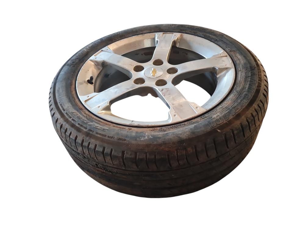 Roda Com Pneu Liga Leve 17 Chevrolet Captiva Sport Ano 2009 Prata 2