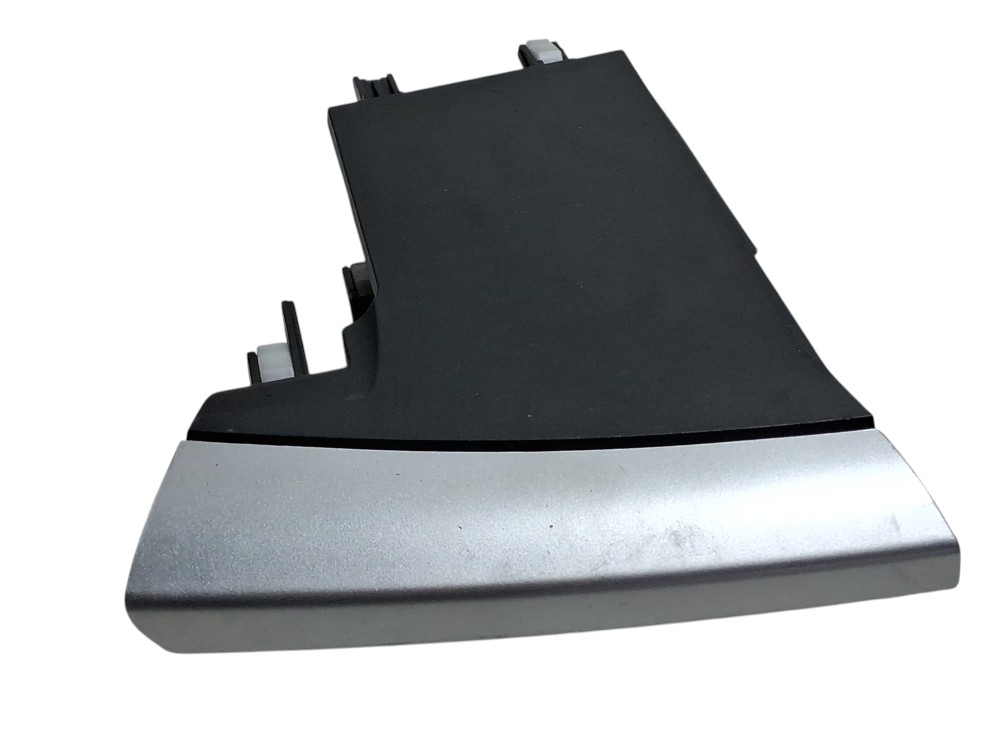 Acabamento console central Toyota Corolla Cross 2022 6