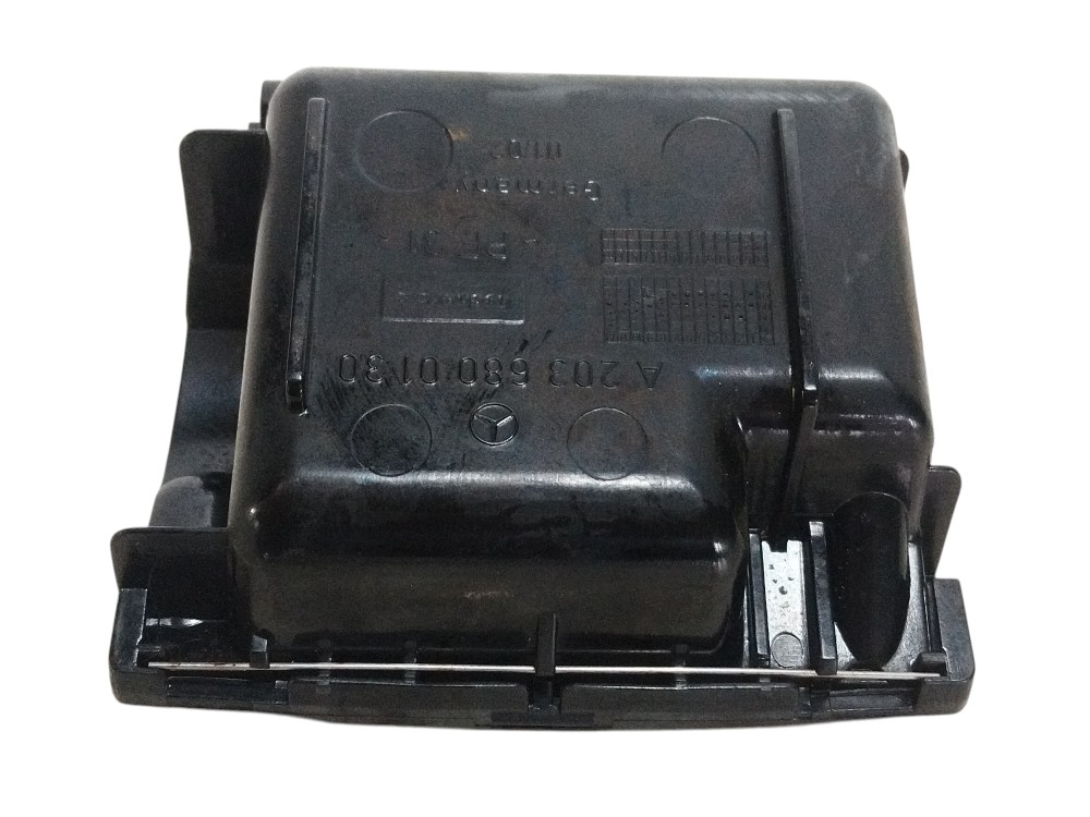Porta treco Mercedes ClasseC C230 2002 2003 A2036800130 4