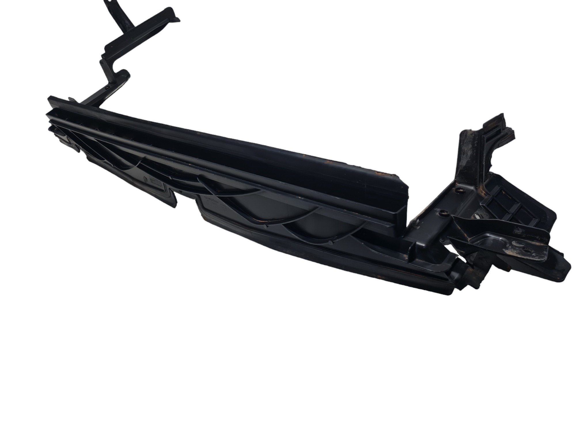 Defletor Inferior Ar Radiador Chevrolet Tracker 2022 1