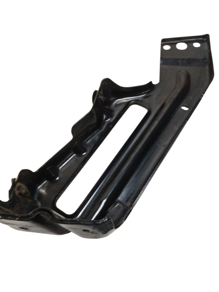 Suporte Do Parachoque Dianteiro Gwm Tank 300 2026 Original 4