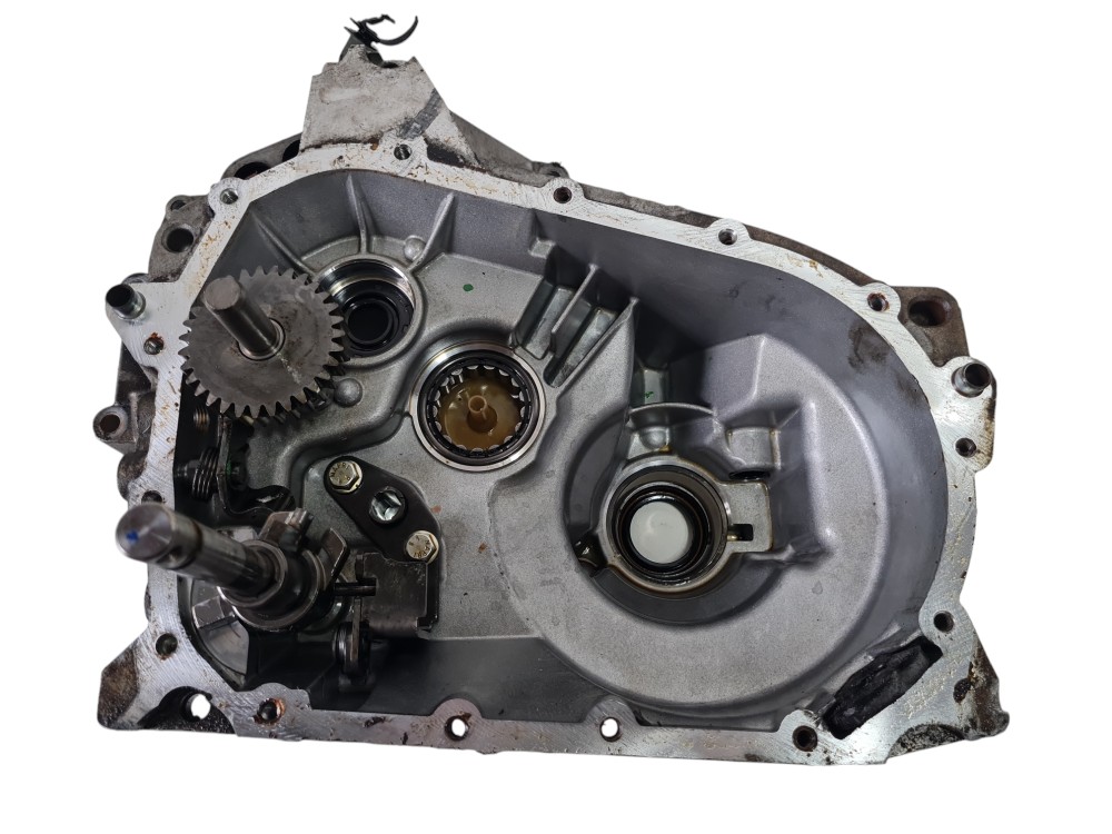 Carcaça caixa de marchas manual Ford Focus 1.6 2013 ORIGINAL 4
