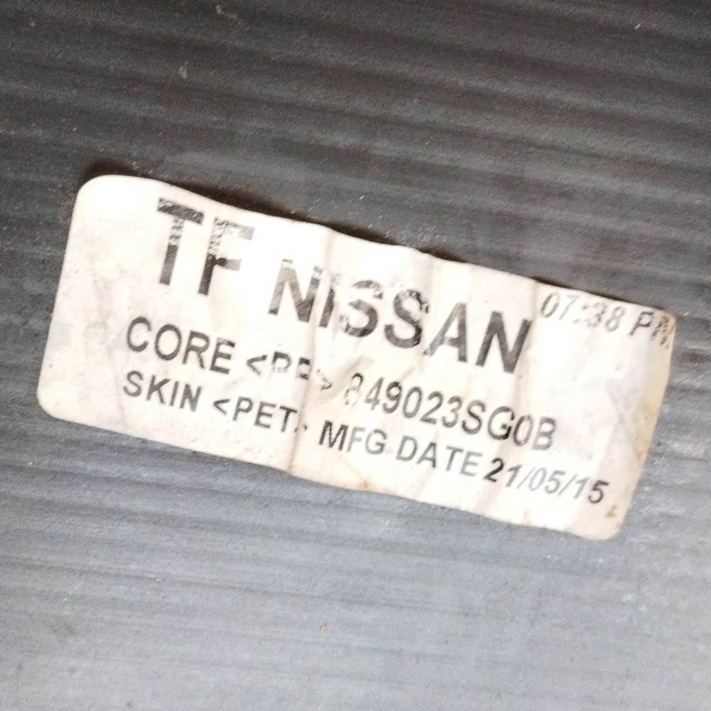 Carpete Porta-malas Nissan Sentra 2016 Original 849023sg0b Preto 6