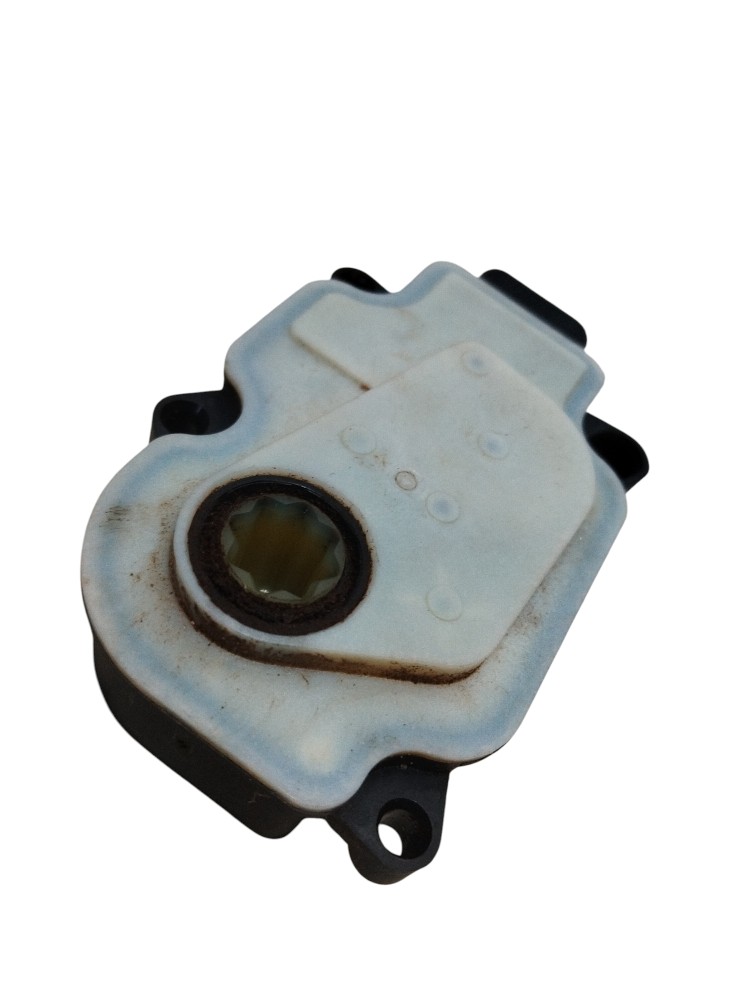 Atuador alerta moldura radiador Audi Etron 2022 ORIGINAL 8