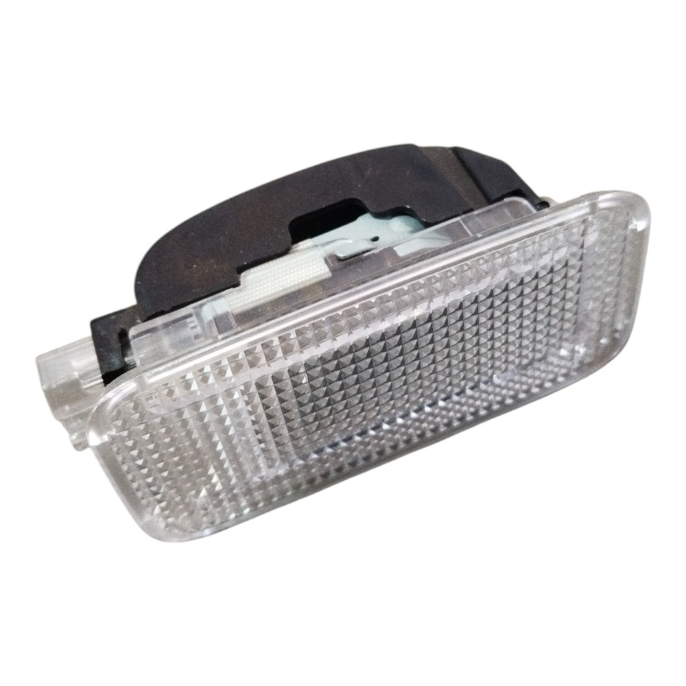 Luz Cortesia Porta-malas Toyota Yaris 2022 23 Original Filé 4
