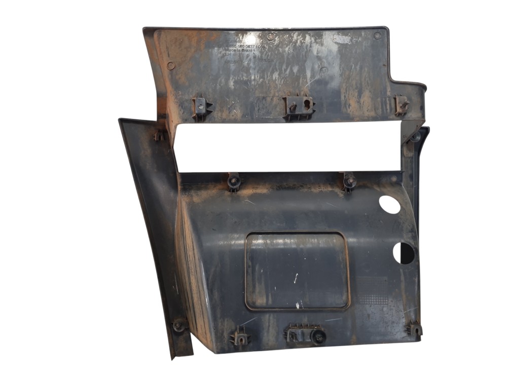Estribo Esquerdo Mercedes Actros 2651 2022 A9606600637 3