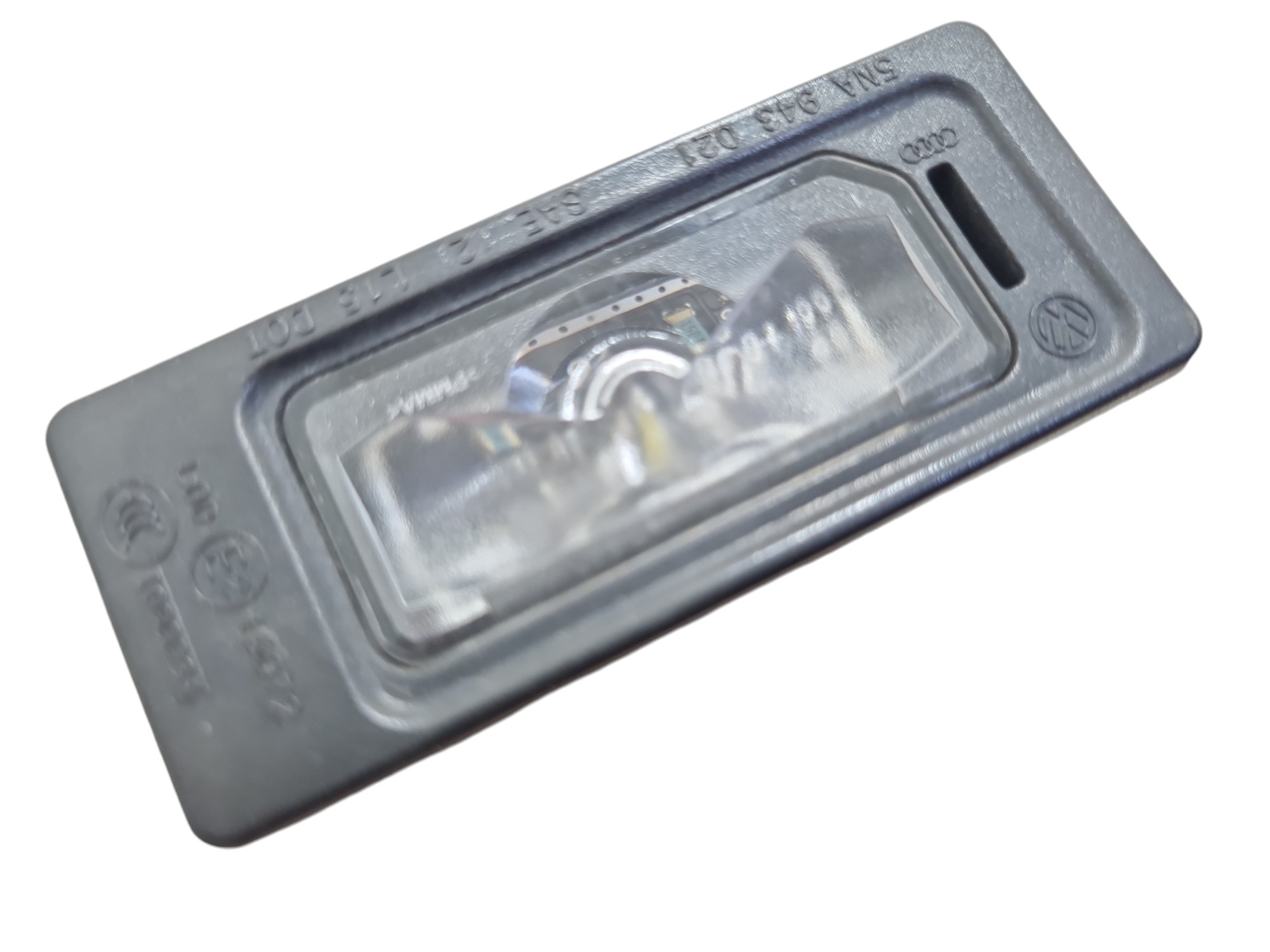 Luz Placa Traseira Audi A4 Avant 2019 19069045 5na946021 4