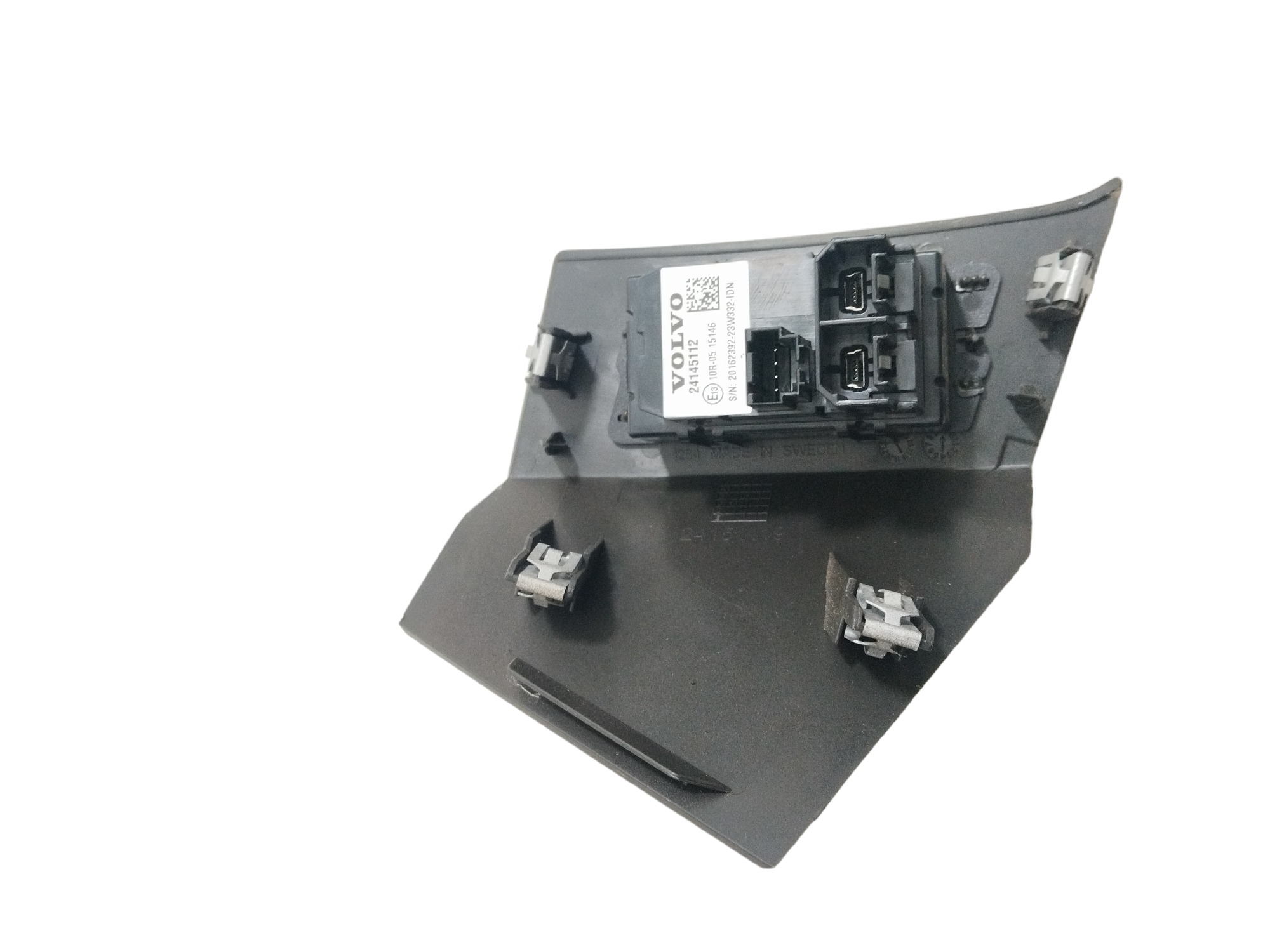 Comando Botão Usb Volvo Fh 2022/2023 Código 24145112 Orig Cinza 6