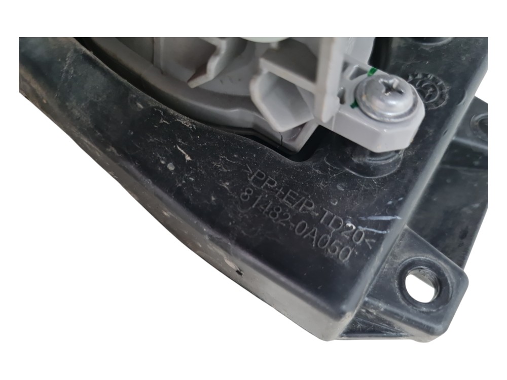 Farol de milha Toyota Corolla Cross ano 2025 2026 original 6