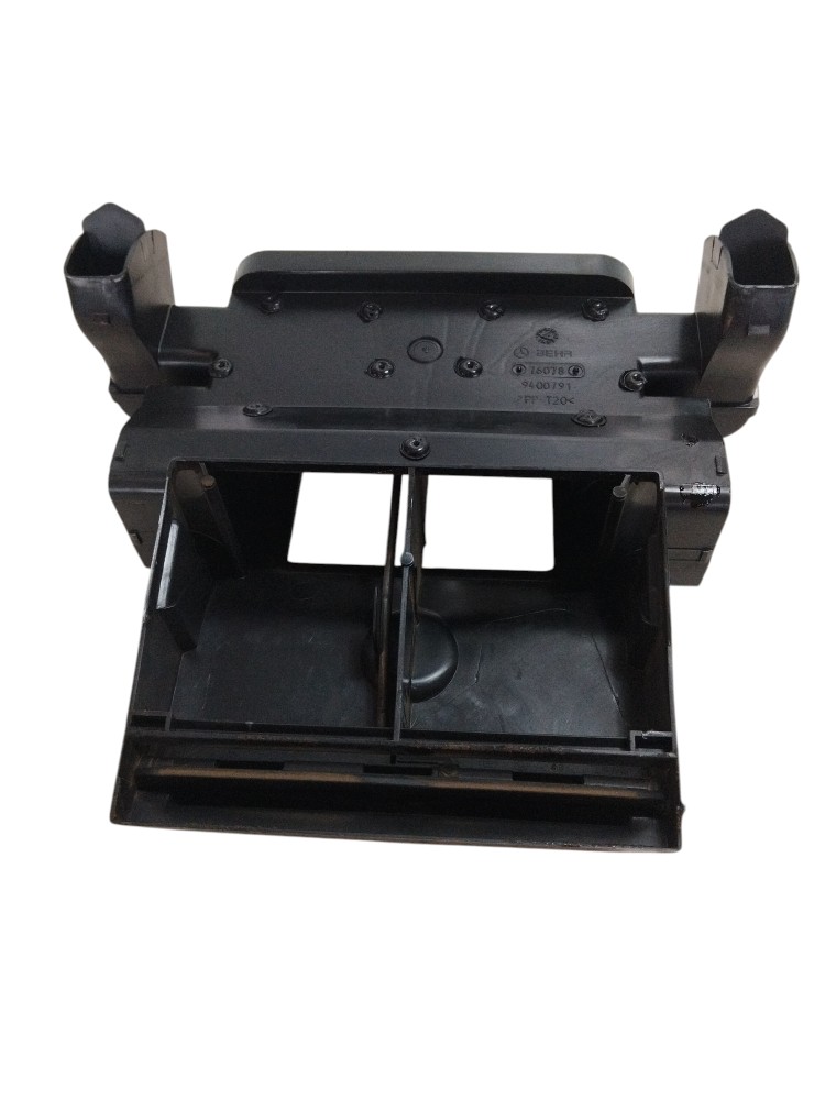 Distribuidor De Ar Para Compartimentos MB Classe C230 2002 2