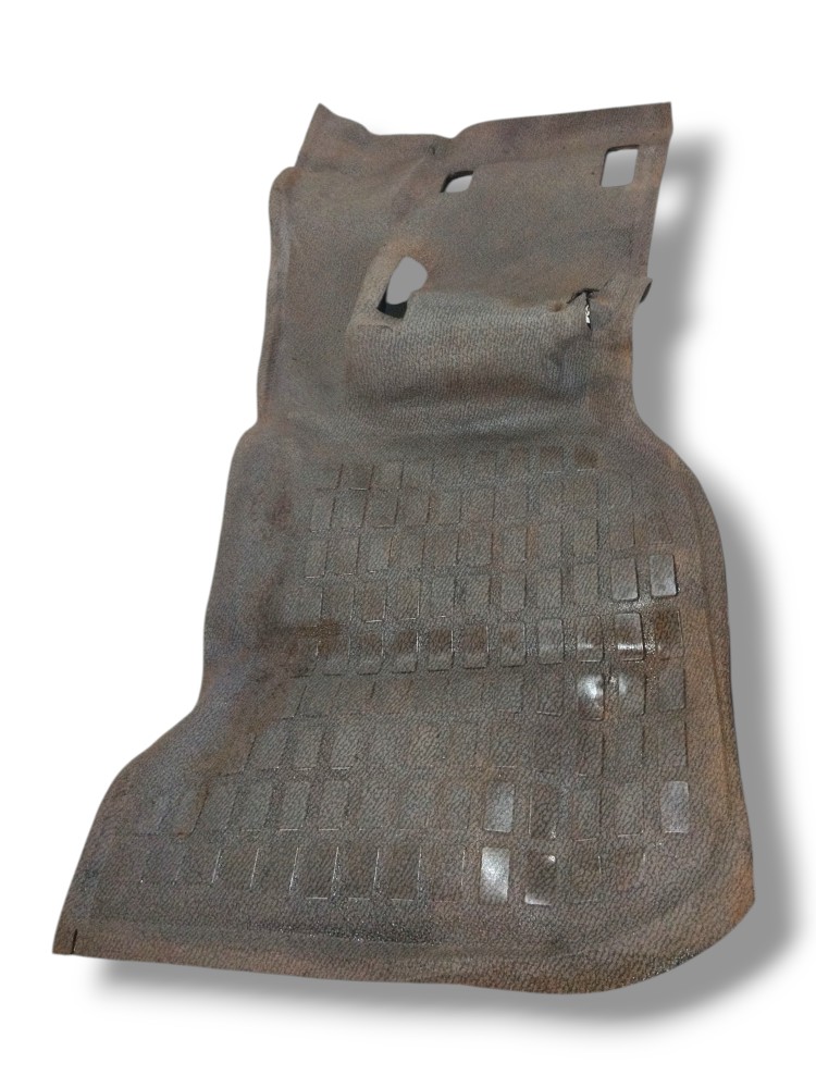 Tapete Dianteiro Direito Do Volvo Vm 330 2021 2022 Original