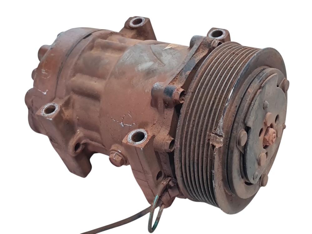 Compressor ar condicionado Mercedes Actros 2651 2022 DETALHE 4