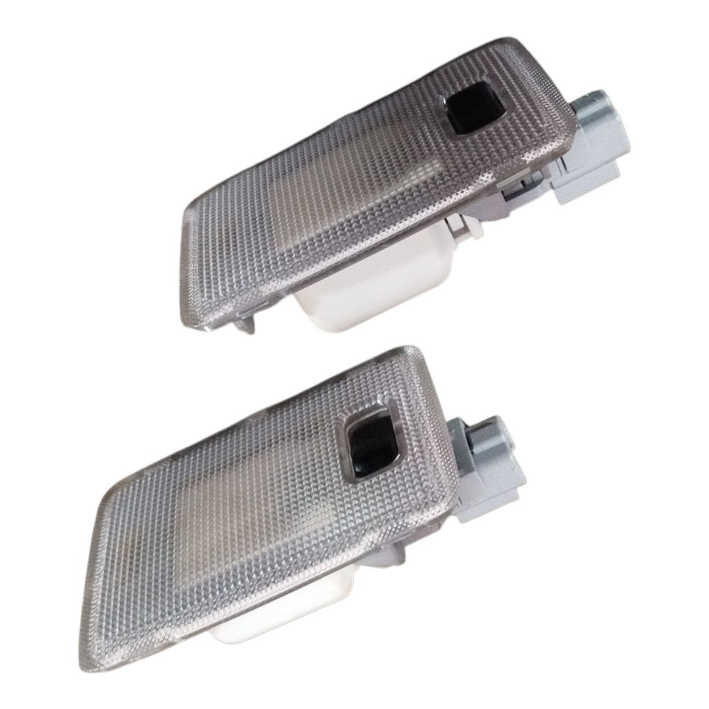 Par Luz Cortesia Teto Toyota Yaris 2022 A 2023 Original 4