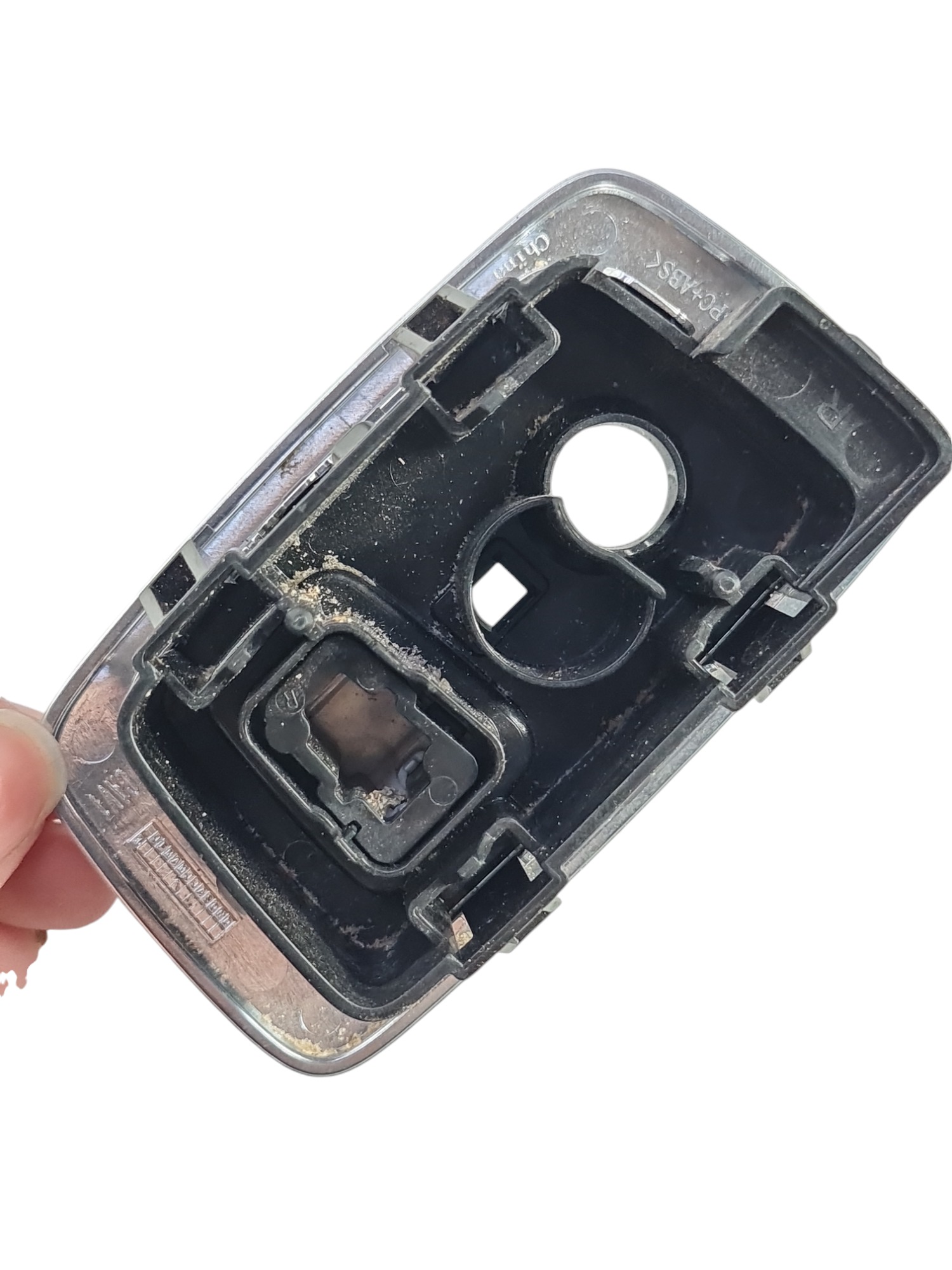 Moldura Luz De Leitura L/ Dir Volvo Xc90 D5 2017 31457194 4