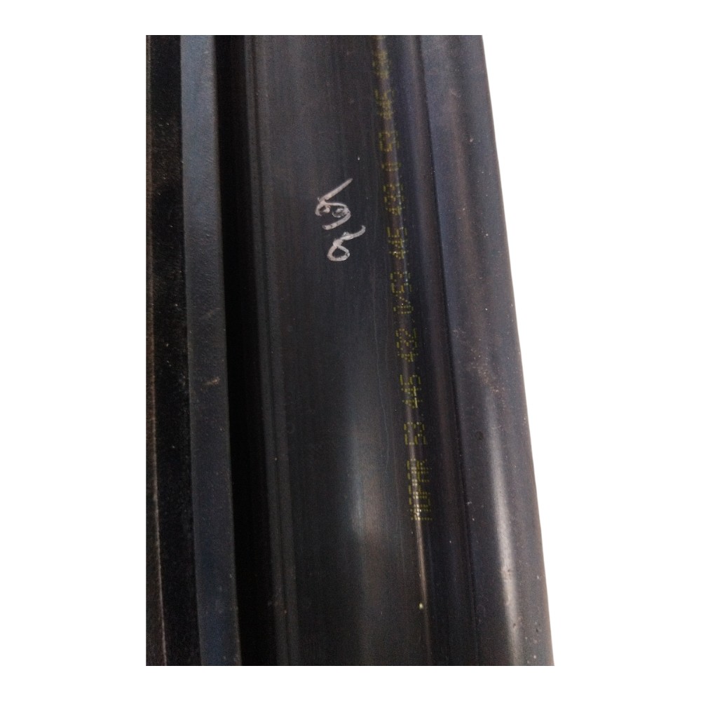 Borracha Vidro Tras Esq Compass T250 2023 53445432 Detalhes 7