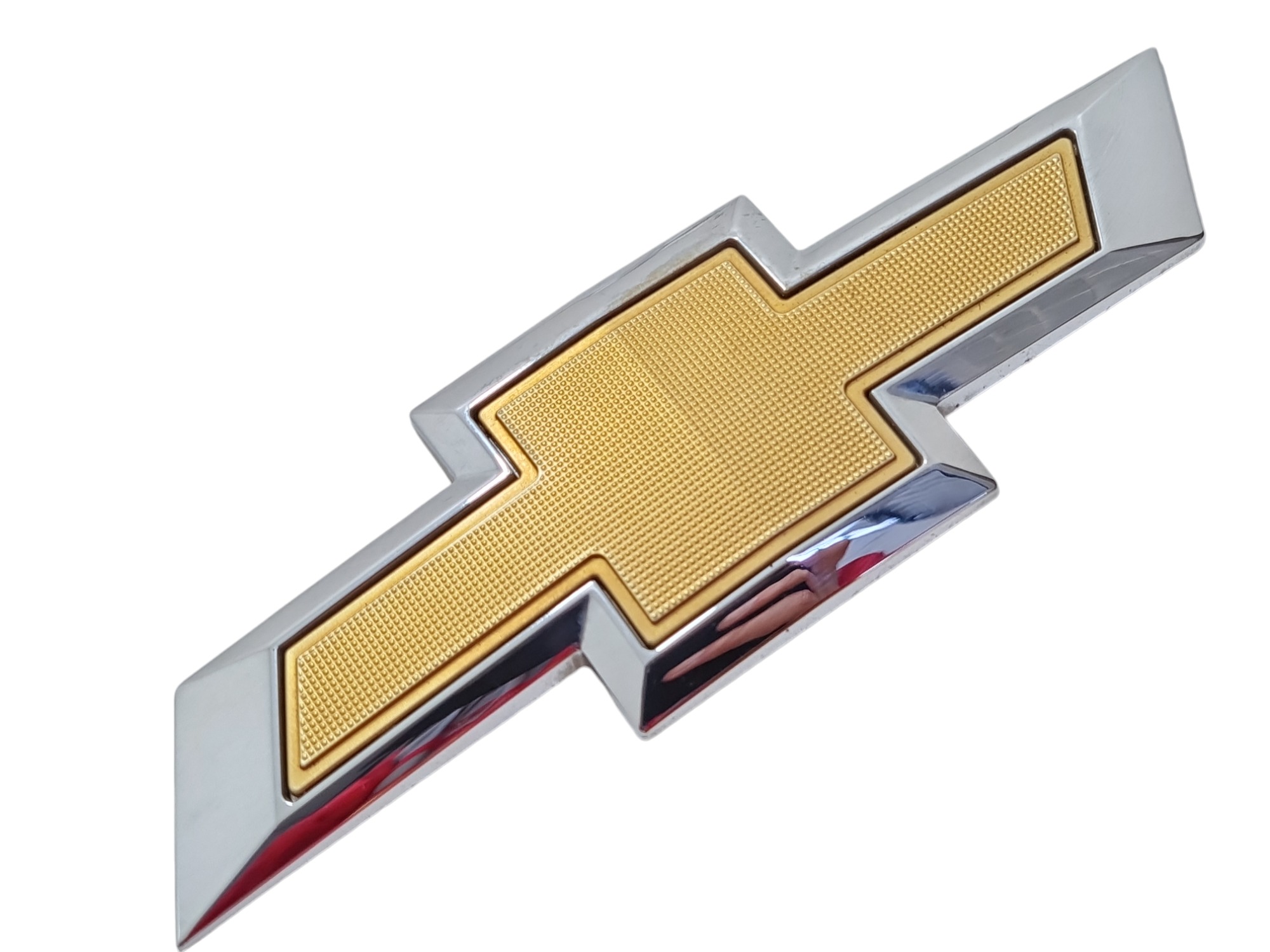 Emblema Traseiro Gravata Gm Tracker / Onix 2022 Original 3