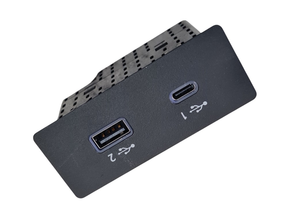 Tomada Usb / Usb C Nissan 284h39he2a Original 3