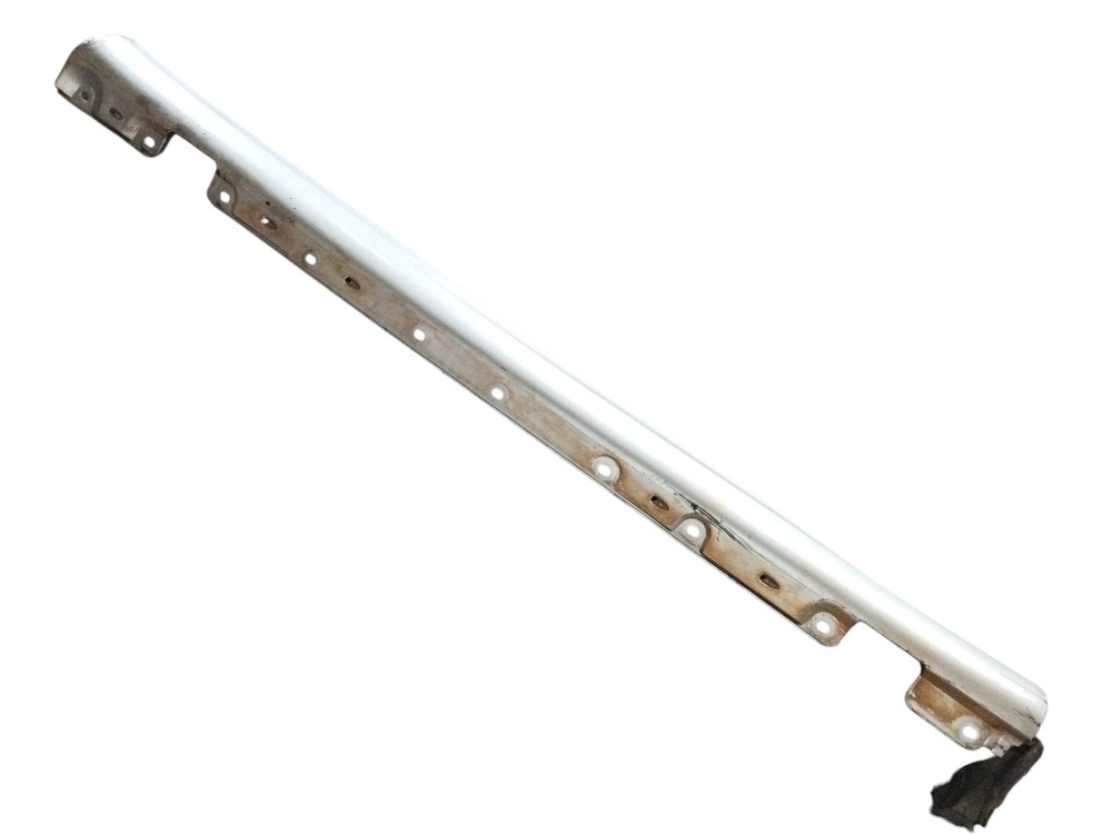 Spoiler Lateral Esquerdo MB Classe C230 2002 A2036900540 5