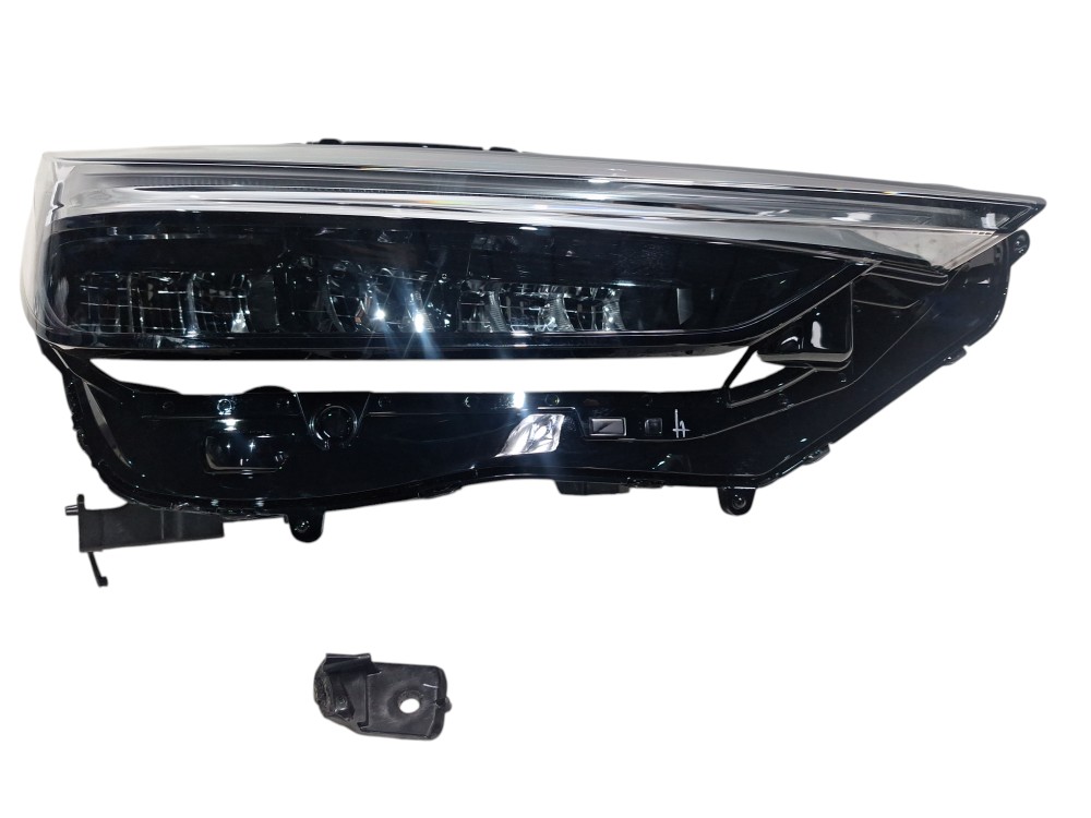 Farol Dianteiro esquerdo Honda HRV  2023 a 2026 com detalhe