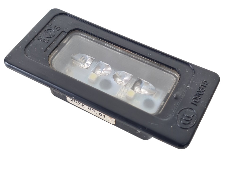 Luz Placa Traseira Jac E-js1 2023 Original 4108100u7300 4