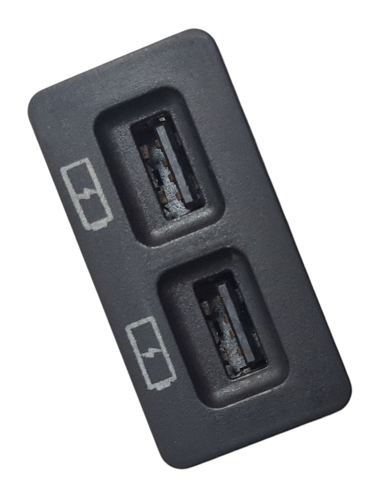 Tomada Entrada Energia Usb Chery Tiggo 5 2022 J607901015bc 5