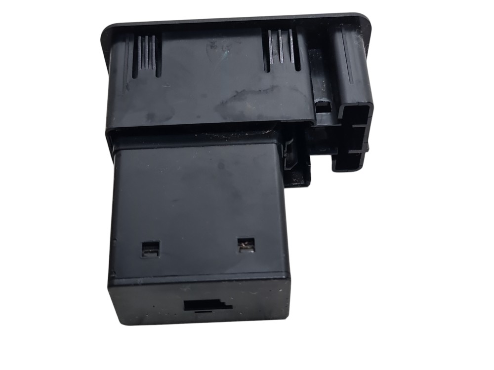 Tomada Usb Gwm Tank 300 2025 2026 3784100avc01a Original 4