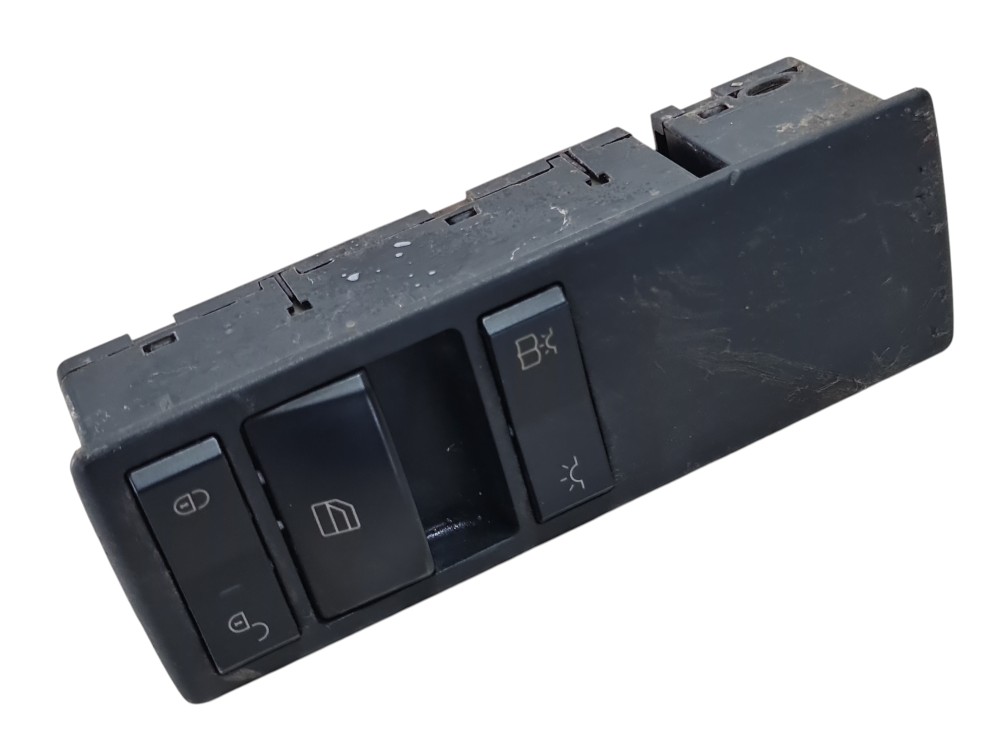 Interruptor vidro direito Mercedes Actros 2651 2022 6