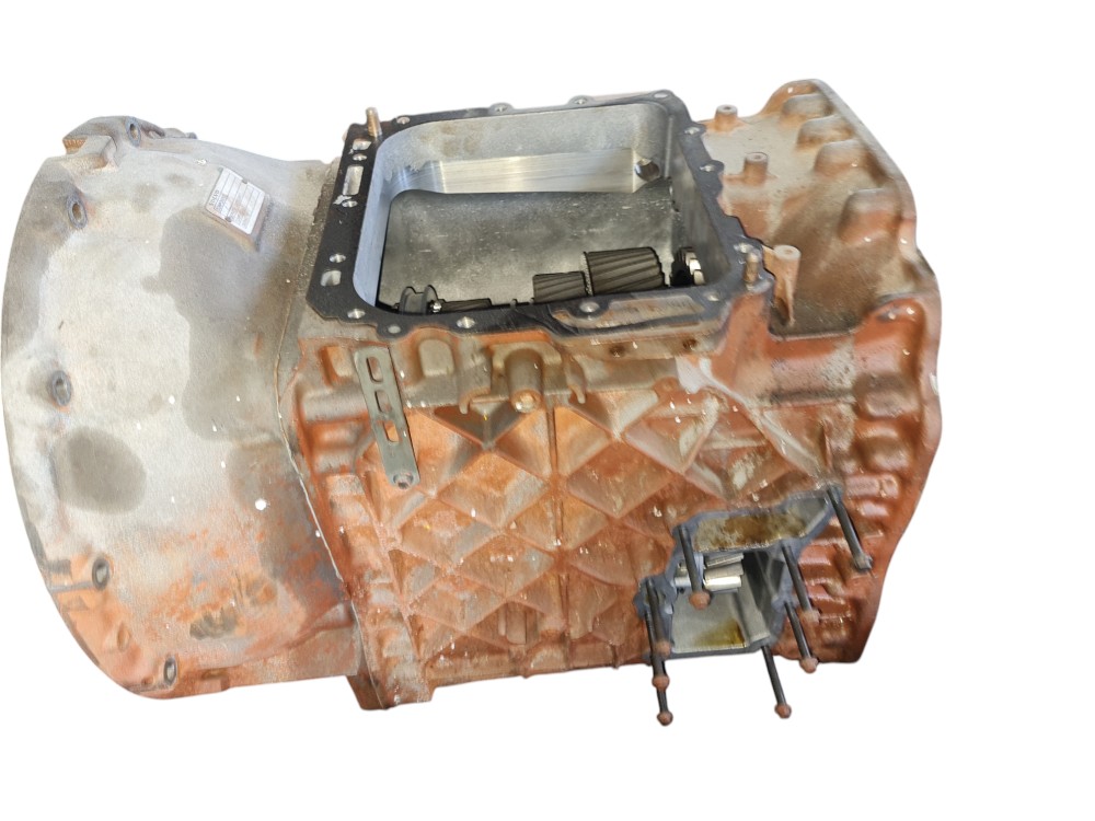 Caixa de câmbio I-Shift Volvo VM 330 2021 2022 DETALHE 6