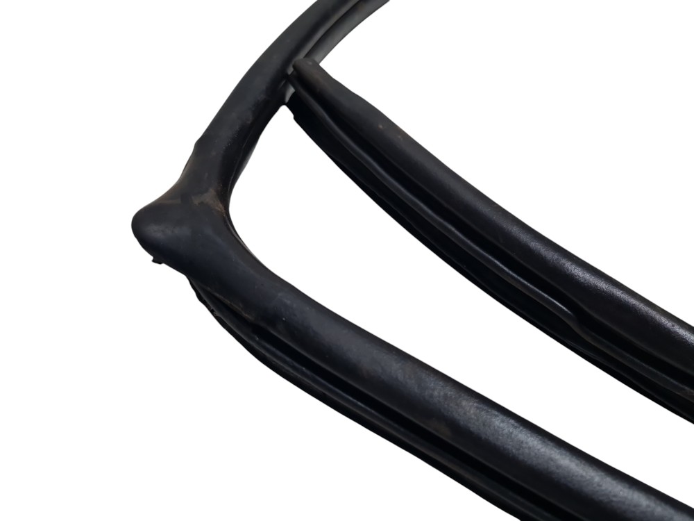 Borracha De Vedação Porta Traseira Chevrolet Captiva Sport Preto 5