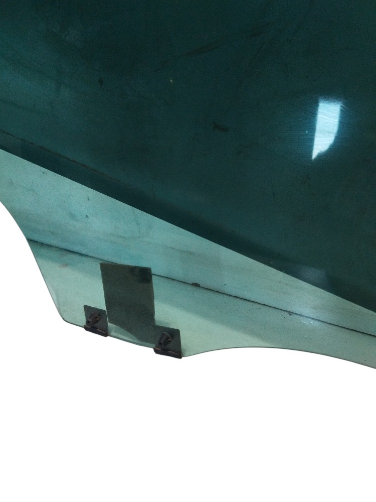 Vidro da porta dianteira esquerda do Renault Logan 2023 5