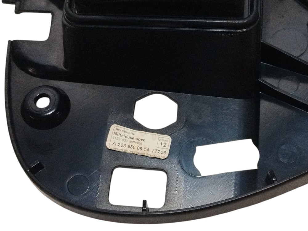 Grade Interna Ventilação Mercedes Classe C230 2002Detalhes 3