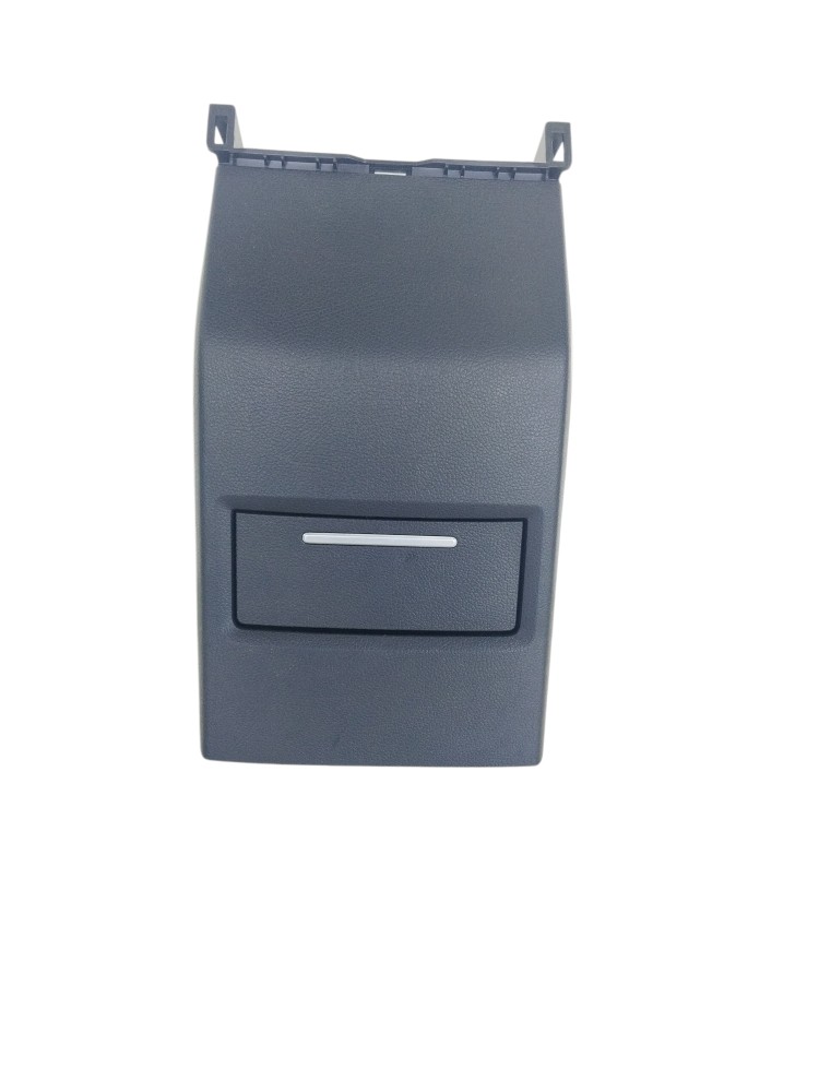 Entrada Usb E Acabamento Console Byd Tan 2023 Stha5305511 1