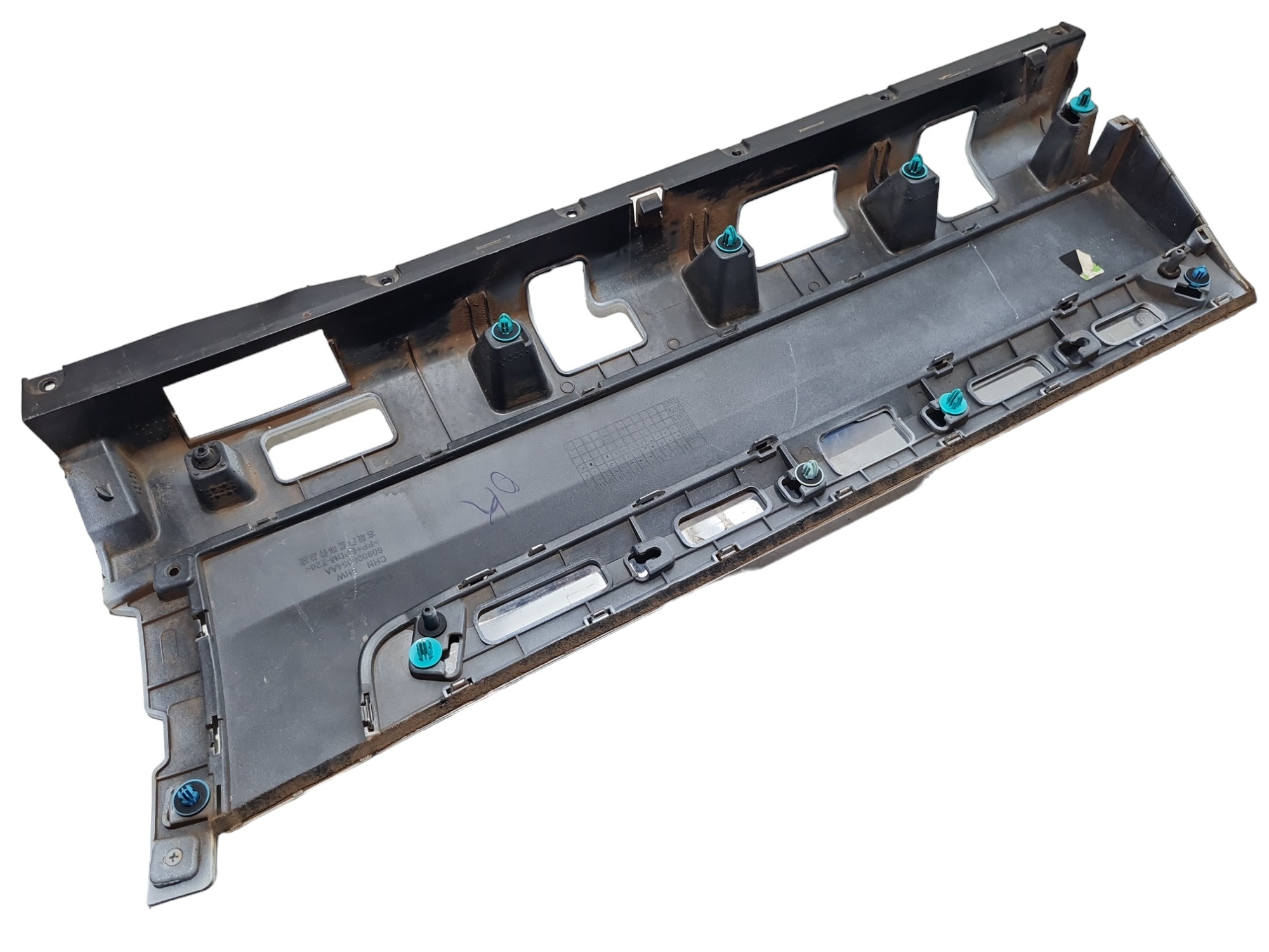 Moldura Inferior Porta Traseira Direita Chery Tiggo 8 2022 5