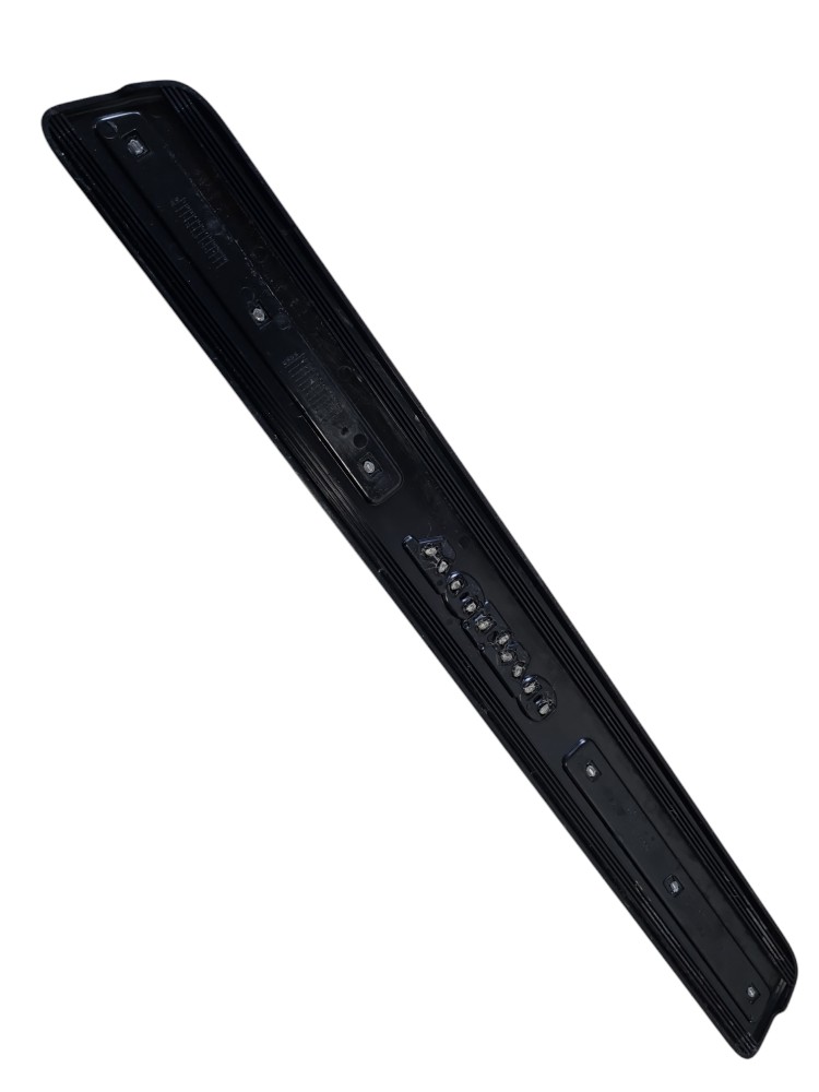 Soleira Porta Dianteira Esquerda Volvo Xc60 2015 31349002 6