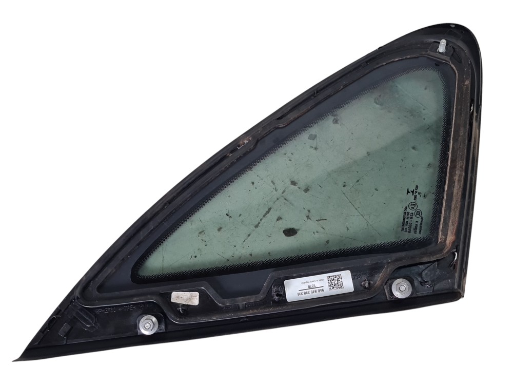 Vidro Traseiro Vigia Direito Porsche Macan 2021 4