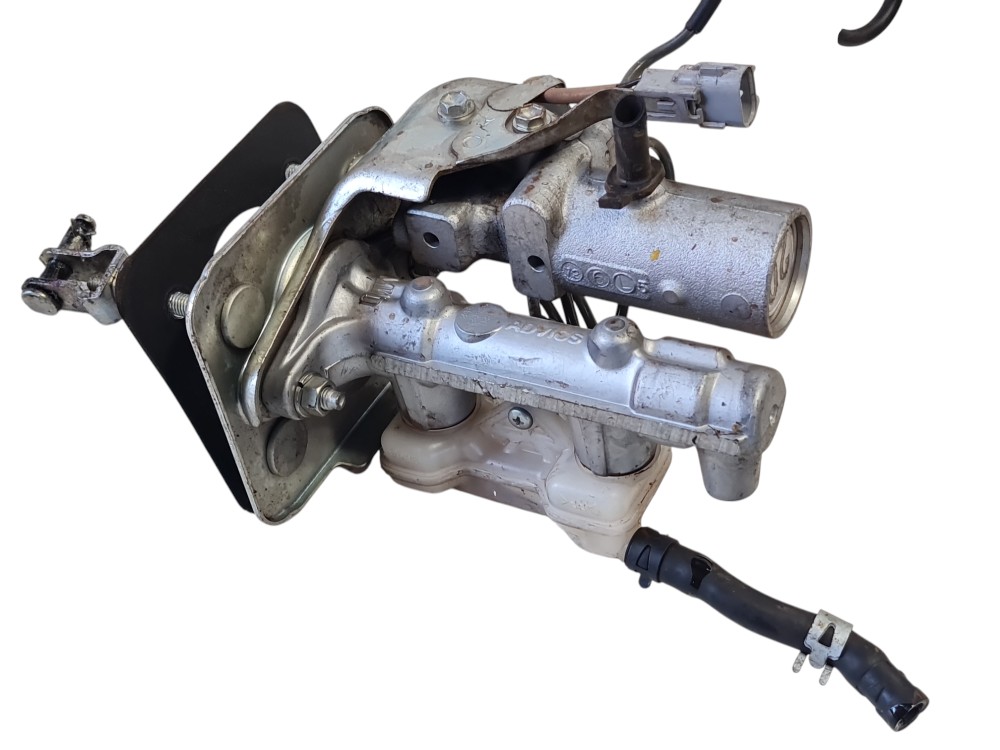 Cilindro mestre de freio Lexus LS 460L 2013 138110-10440 6