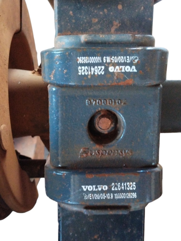 Eixo Completo Carreta Volvo Vm330 2021 22641325 70100040 6