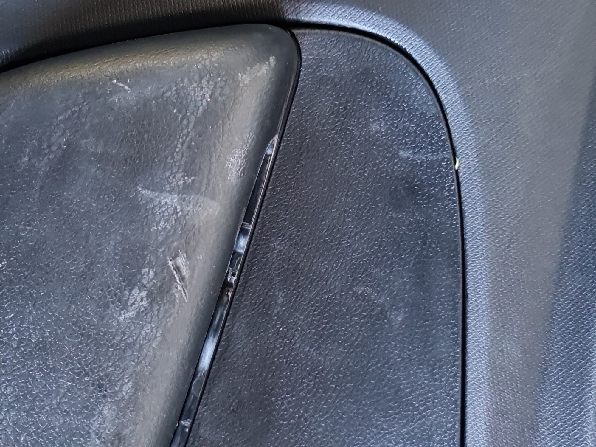 Forro De Porta Traseiro Direito Fiat Toro Volcano 19 Detalhe Preto 2