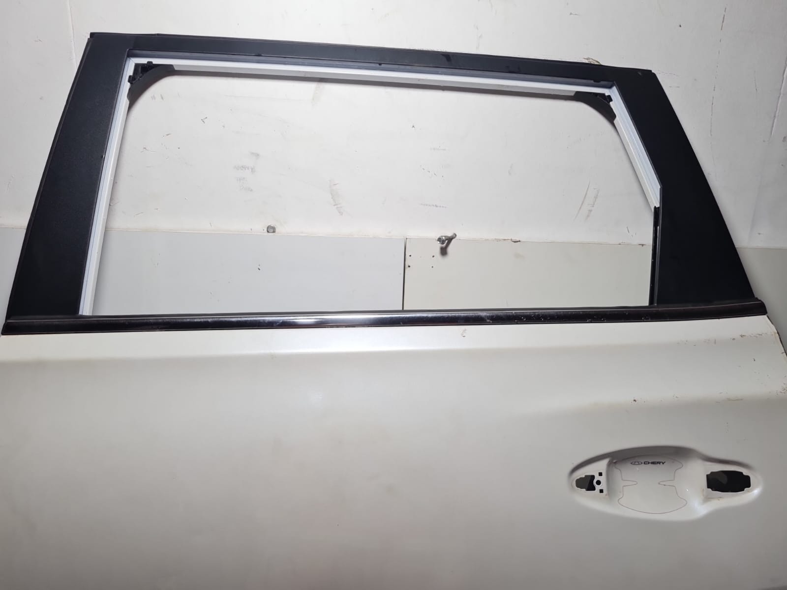 Porta Traseira Esquerda Chery Tiggo 8 2022 Leve Detalhe Traseira Esquerda Branco 4