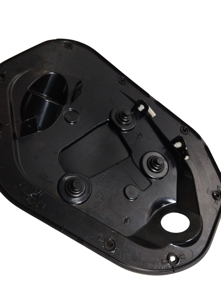 Tampa de acesso forro lateral dianteiro Audi Etron ORIGINAL 3
