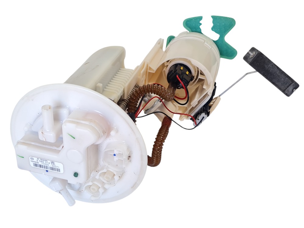 Bomba Combustivel Toyota Yaris 2024 2025 77020-0d371 2