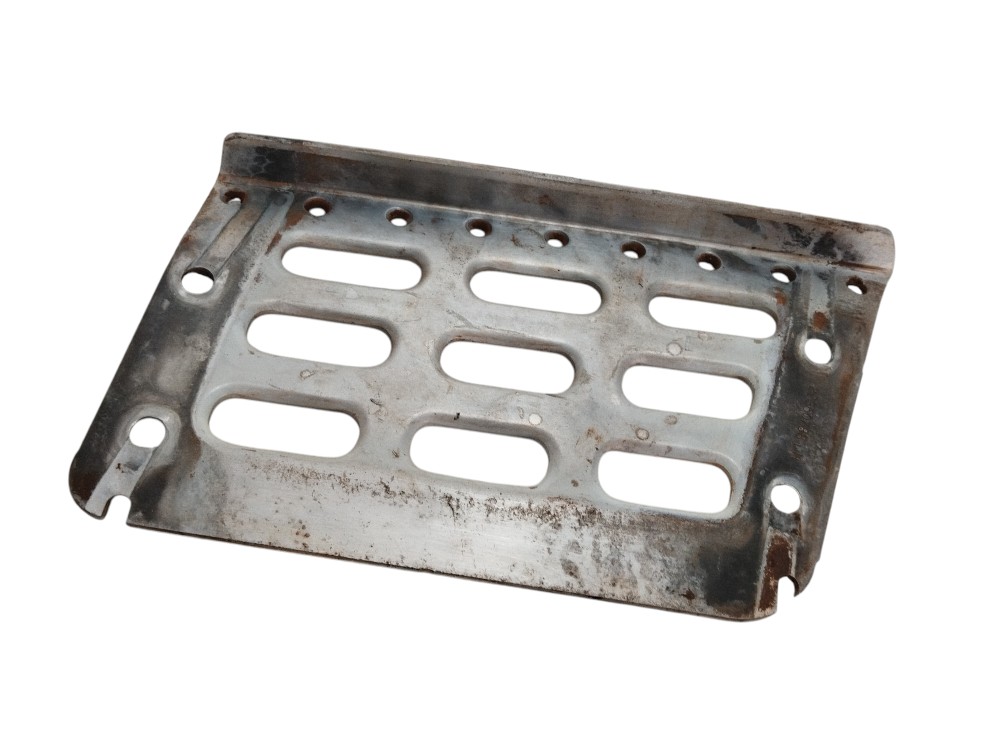 Chapa Pisante Estribo Esquerdo Volvo 2021 20360788 2
